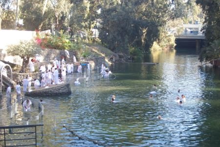 Batismo no Rio Jordao por mikix