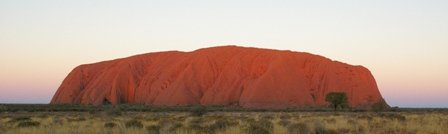 Uluru by Mikix