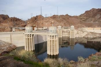 Hoover Dam by MiKix